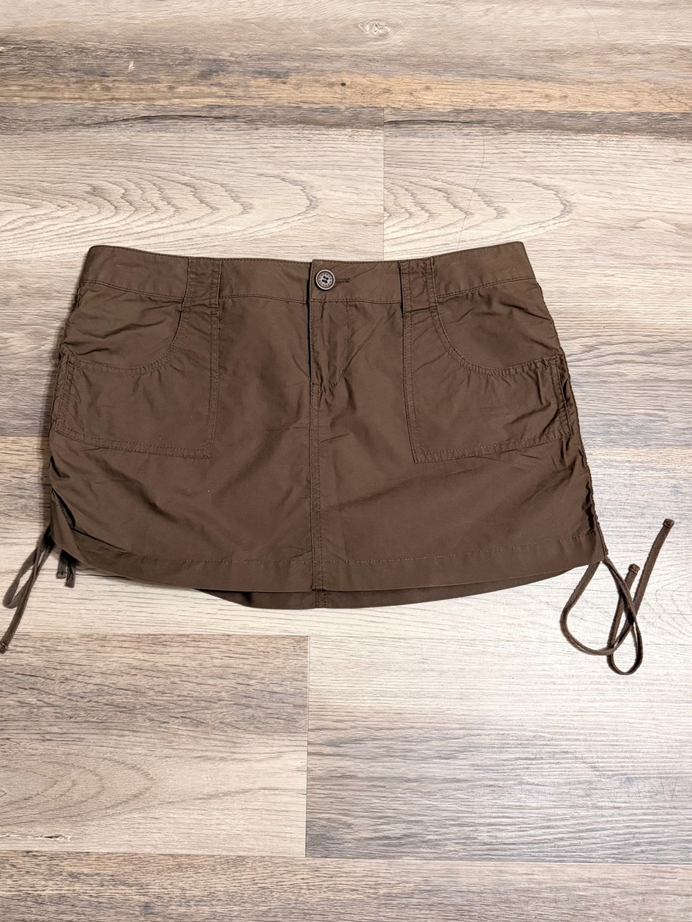 GUESS Brown Drawstring Cargo Mini Skirt